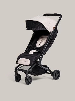 Edwards & Co Otto Pram - Image 4