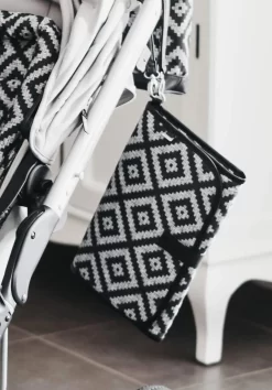 OiOi Change Clutch Peat Aztec Chevron